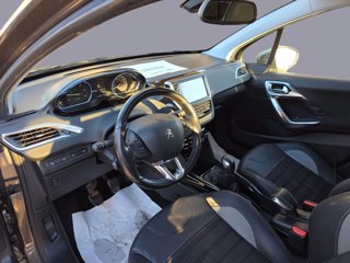 PEUGEOT 2008 1.6 e-HDi 92 CV Stop&Start Allure